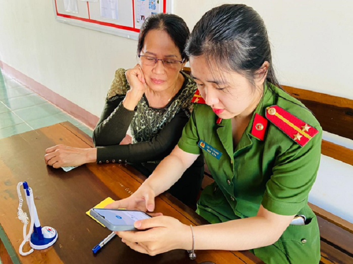 CATT ra mat bo phan tiep nhan va giai quyet tthc 3